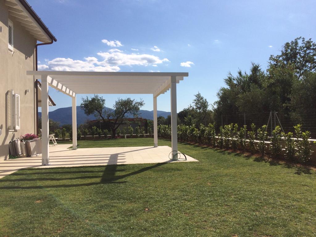 Realizzazione gazebo e pergole su misura a Chiesina Uzzanese