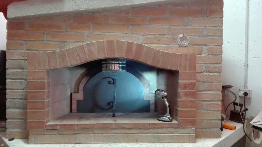 Frontale Uscita Fumi per Forno del Nonno: massima efficienza per il tuo forno a legna
