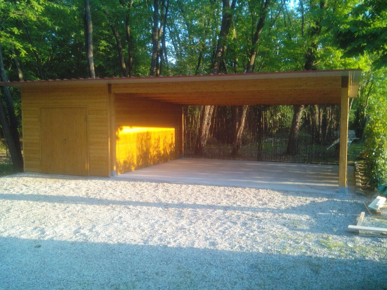 Realizzazione casette su misura: funzionalità e design per il tuo spazio esterno