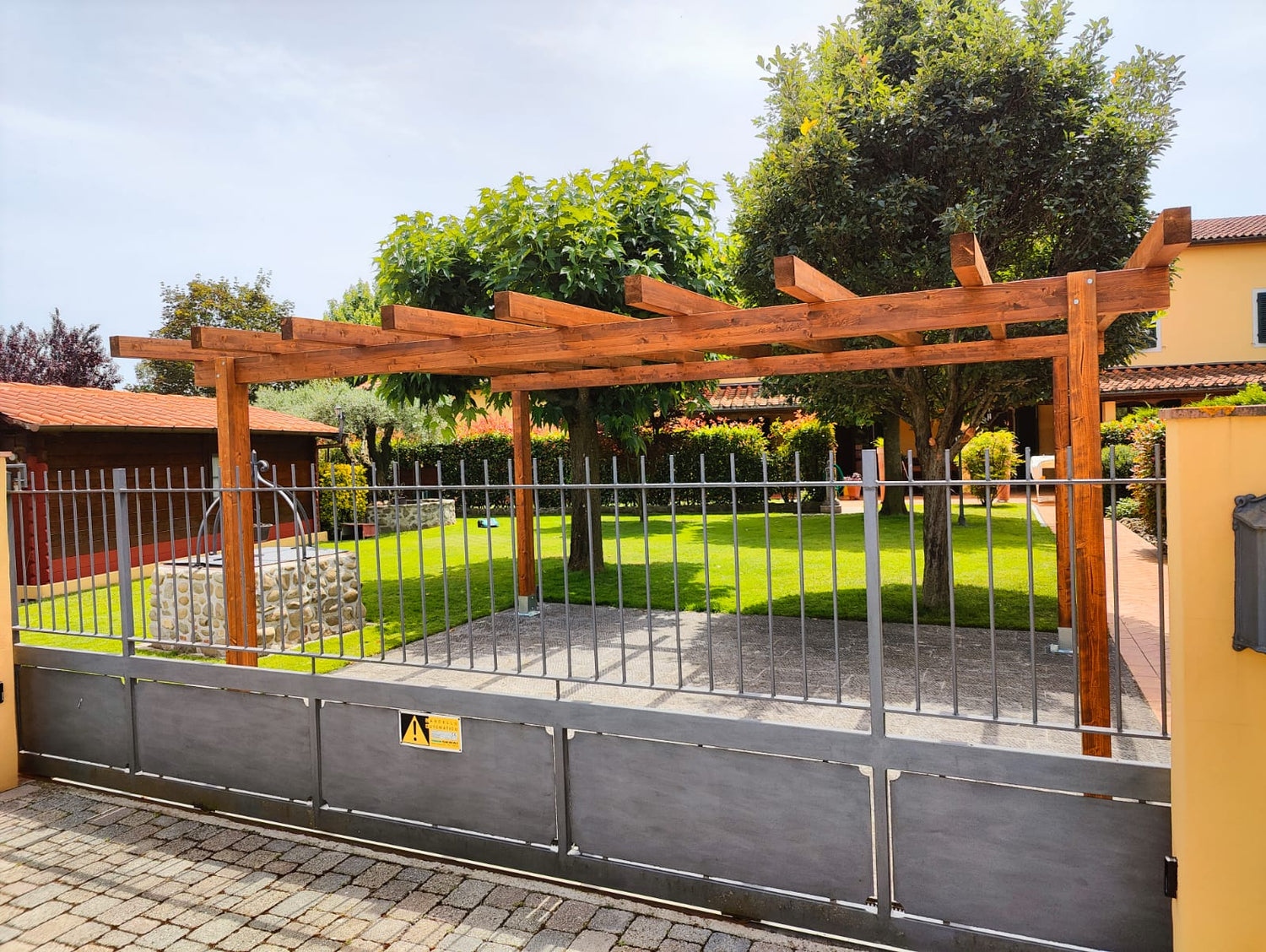 Realizzazione gazebo e pergole su misura a Chiesina Uzzanese