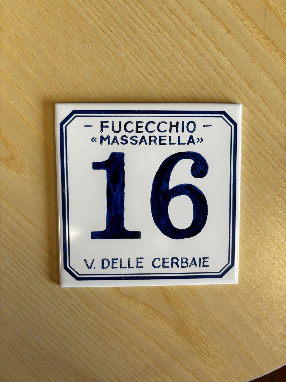 Numeri civici personalizzati in ceramica