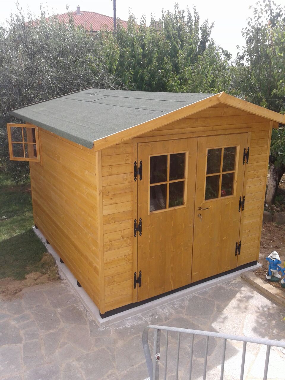 Realizzazione casette su misura: funzionalità e design per il tuo spazio esterno